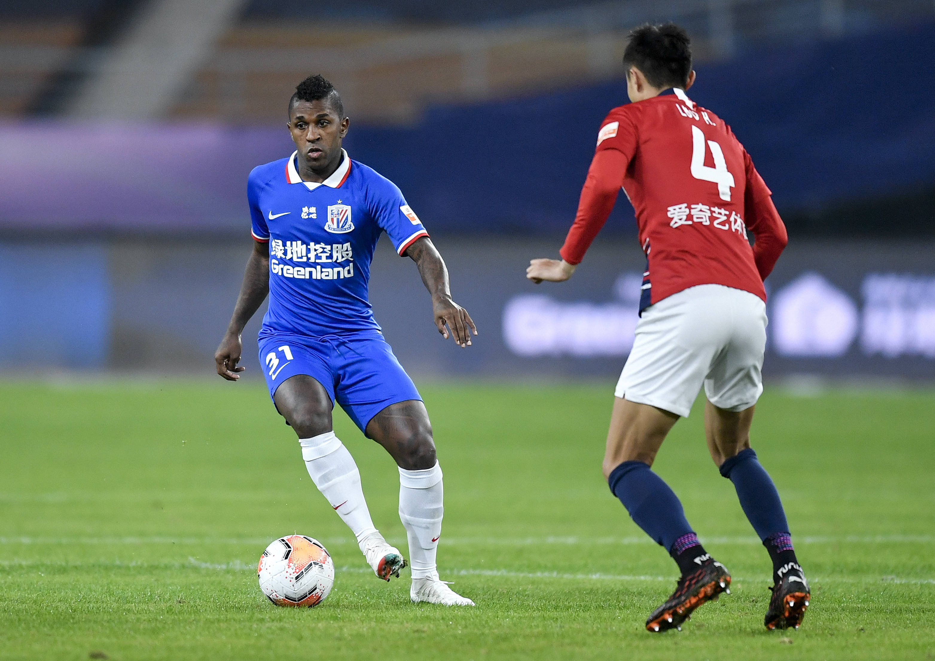 爽看，安菲尔德的观众凭一张门票能看两场红军vs毕包的友谊赛