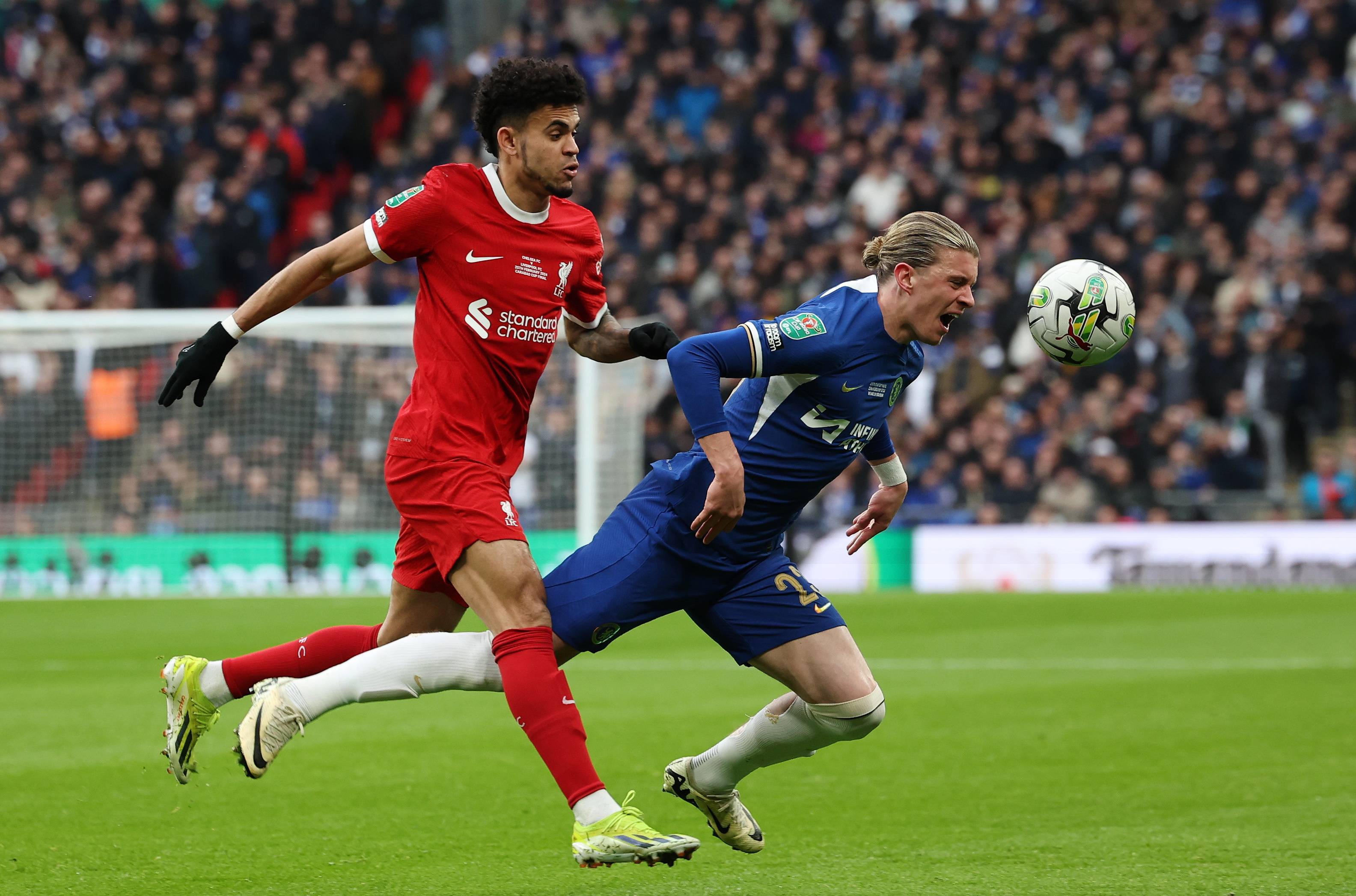 FOG与NFL达成多年合作，标志性宽松剪裁引关注