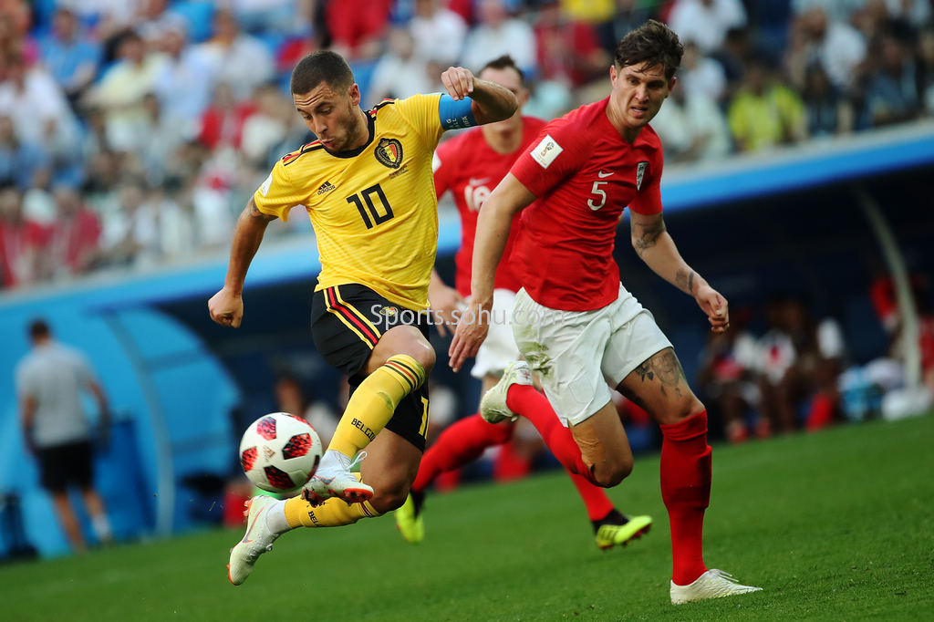 足球报：邵佳一确认当选中国国家队新任主帅！