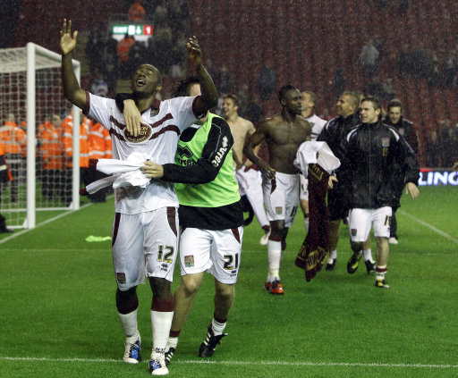 比塞克：电影主角一开始都不被看好，但凭借努力就能实现目标